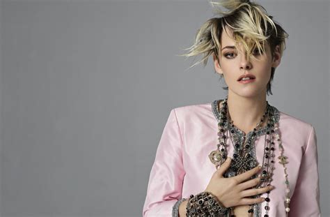 kristen stewart chanel 2020